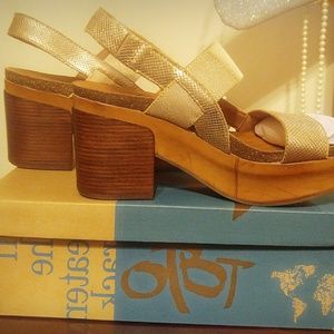 New,OTBT in the box BRAND NEW .