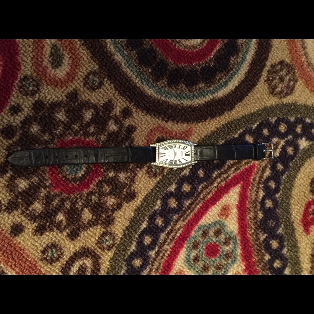 PRICE REDUCED ‼️‼️‼️‼️‼️Guess Watch ⌚️
