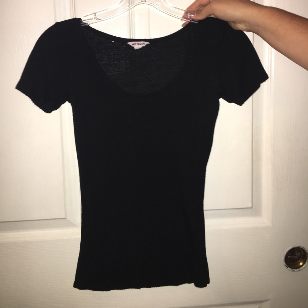 Black thin tee
