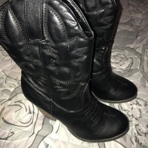 Black Cowgirl Boots