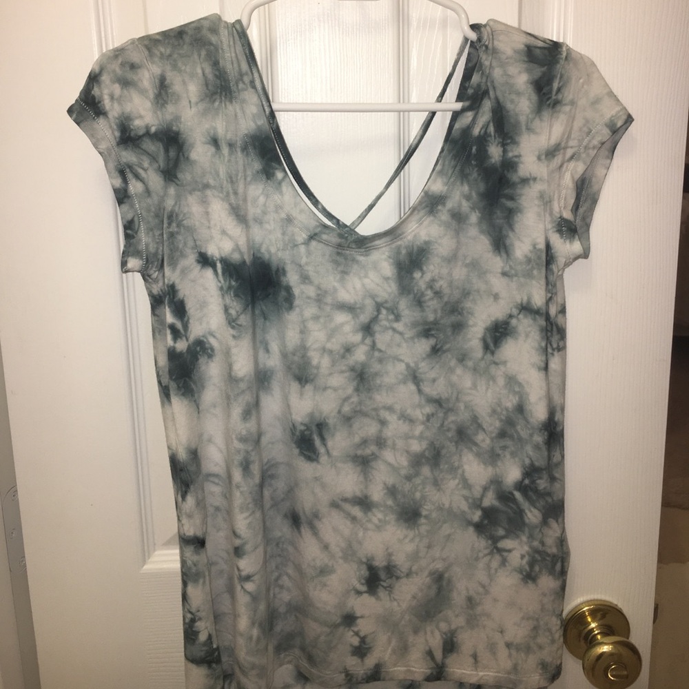 AE soft & sexy marble tshirt crossed in the front