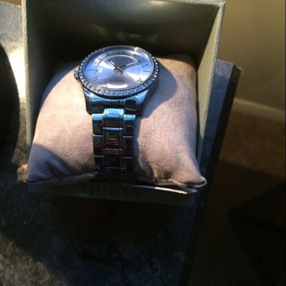 Watch - Picture 2 of 2