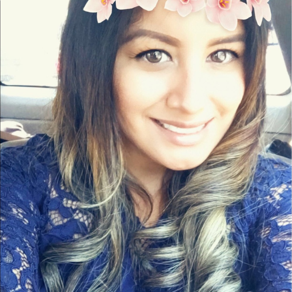 Meet your Posher, Maricela