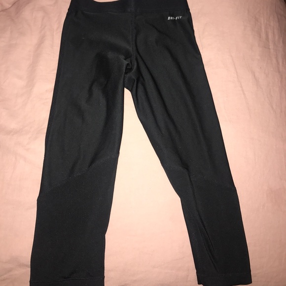 Kids Nike Pro calf length leggings - Picture 2 of 2