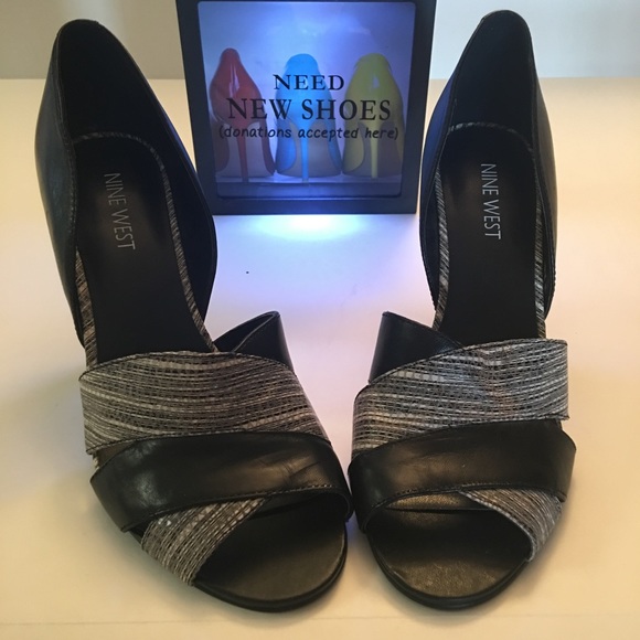 ⭕️NINE WEST - Black Leather - Picture 2 of 4