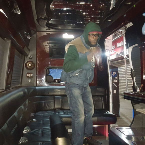 Meet your Posher, Ike - Picture 1 of 1