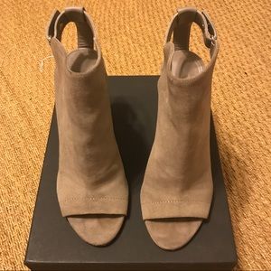 VINCE Addison Bootie