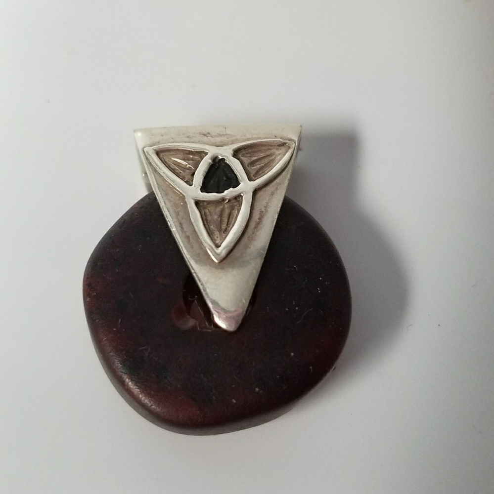 Amber pendant