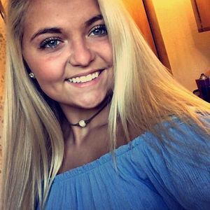 Meet your Posher, Abi