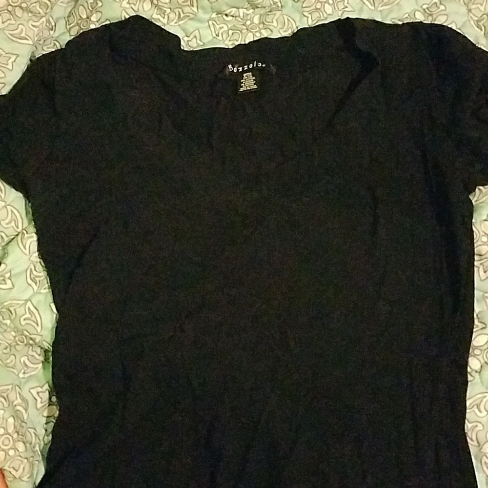 Black v neck t shirt