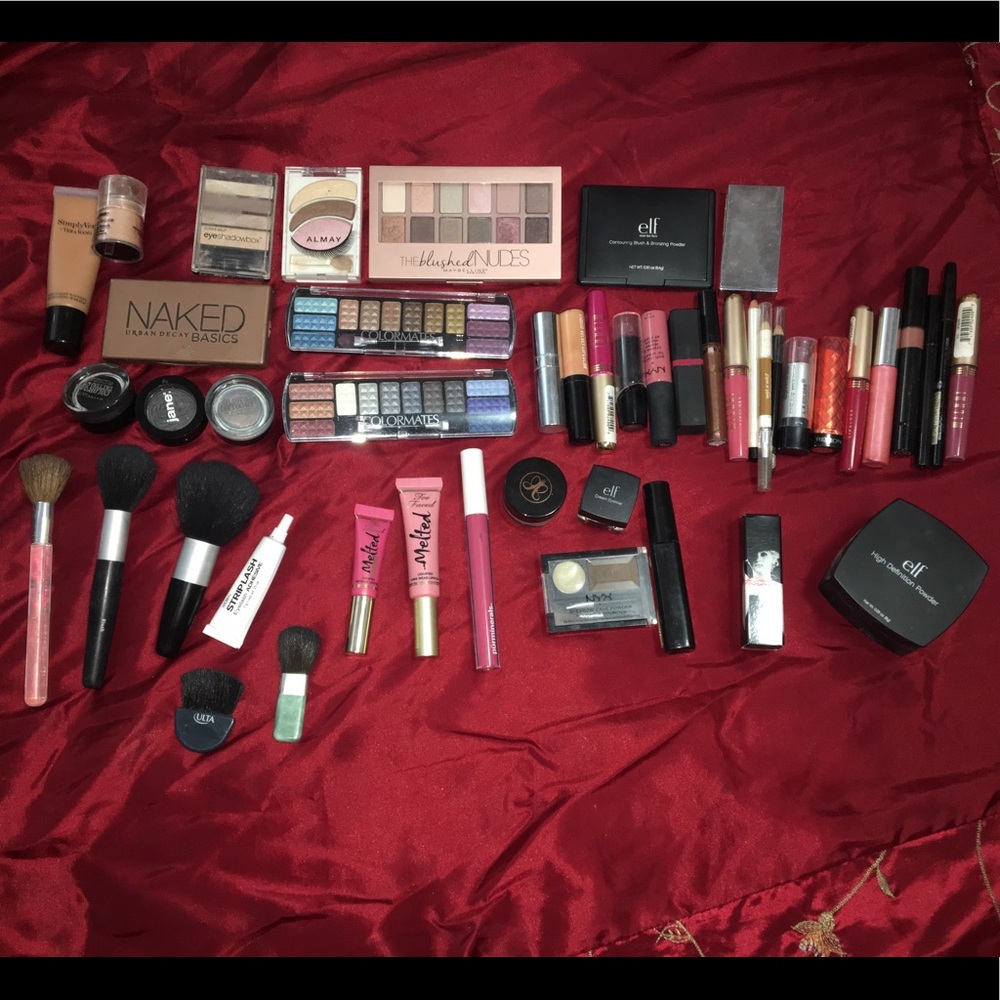 MAKEUP BUNDLE
