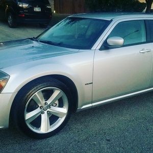 Meet your Posher, Felix