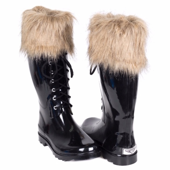 Women's Rubber Rainboots,  Faux Fur Cuff & Laces, Black , NEW! - Picture 2 of 3