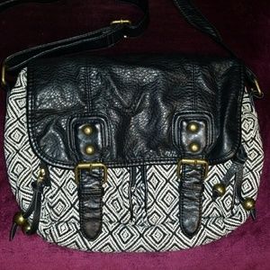 black and white Arizona purse