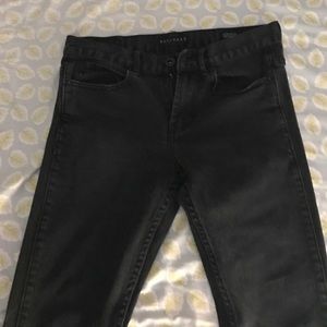 black skinny jeans