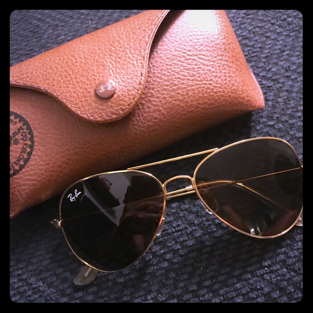 Ray Ban Aviators - gold frame/brown lens
