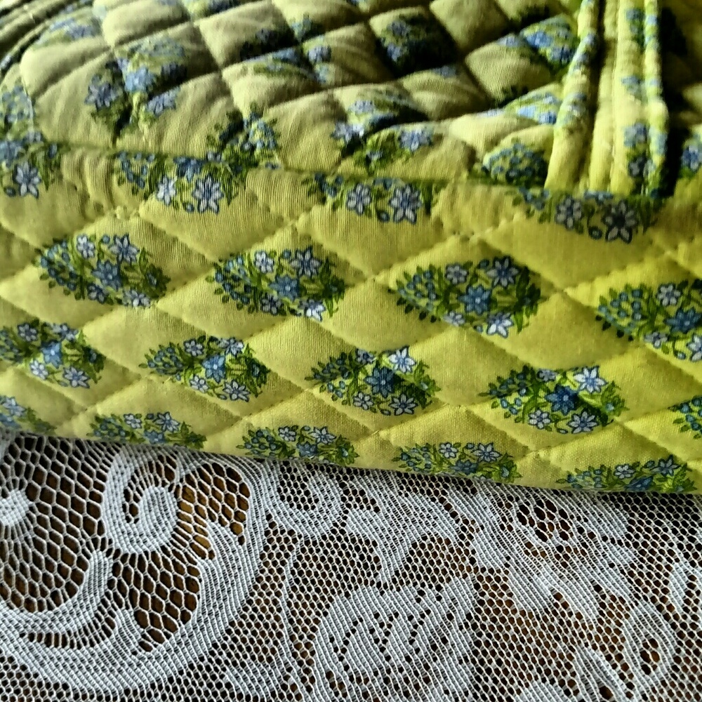 Vera Bradley Retired Pattern Purse - Picture 5 of 5