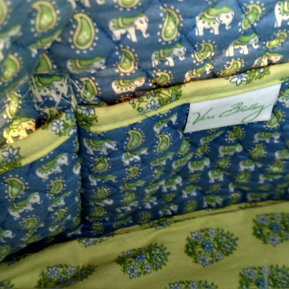 Vera Bradley Retired Pattern Purse - Picture 2 of 5