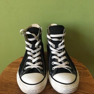 Black & White Converse