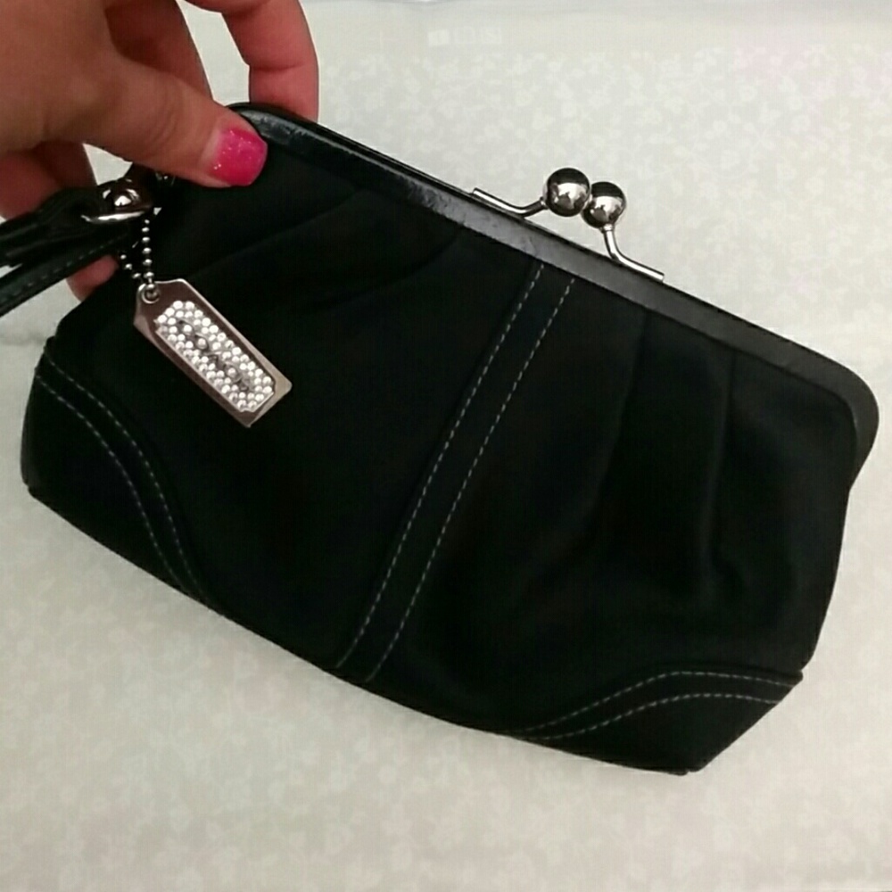 🔴SOLD🔴 Coach Wristlet- Black Satin