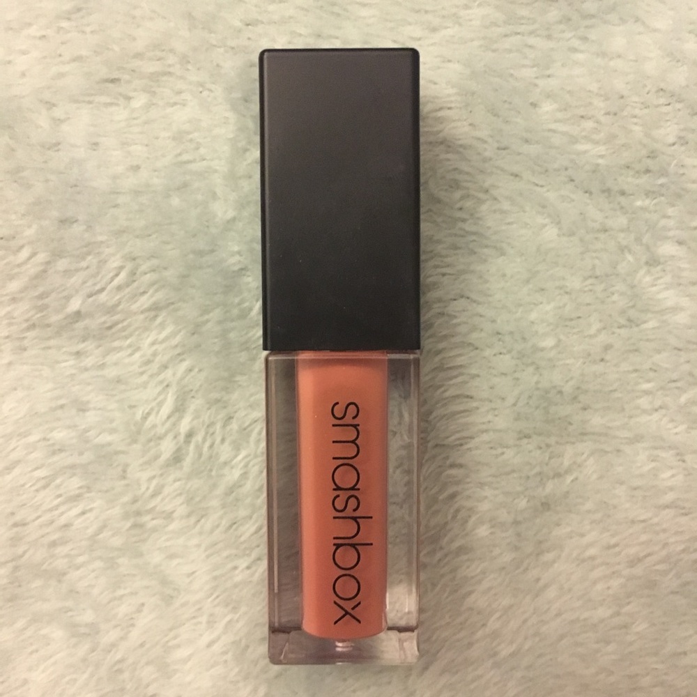 Smash box matte liquid lipstick ( stepping up )