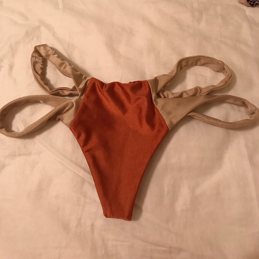 KHUSHTI KINI BOTTOMS !!! Size M