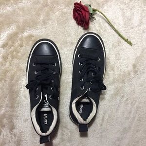 Black & white converse