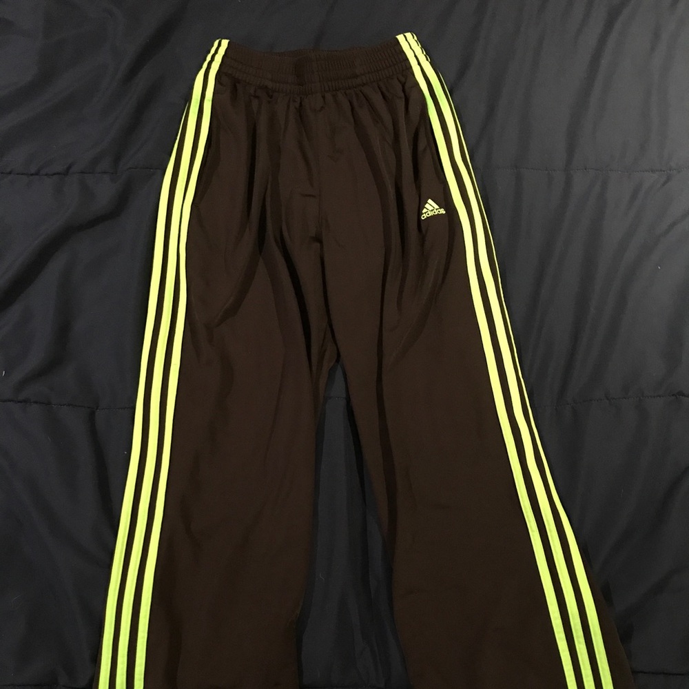 Black/green Adidas Sweatpants size S