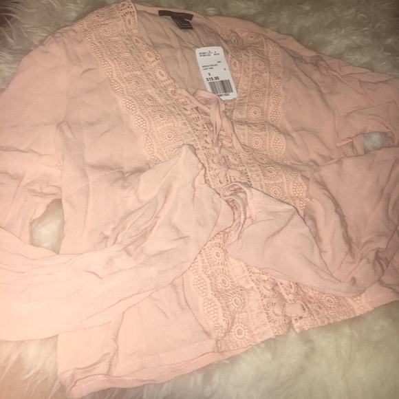 🚫SOLD🚫F21 Fashionable Crop Top - Picture 6 of 6