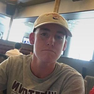 Meet your Posher, Connor