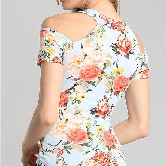 Mint Blue Floral Print Top - Picture 6 of 6