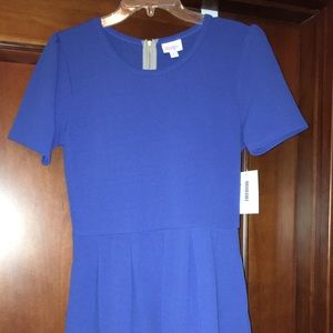 NWTs LuLaRoe size Large Amelia