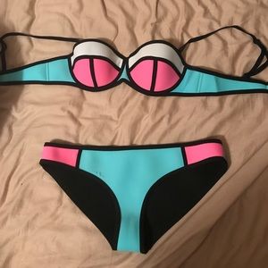 Triangl Bikini