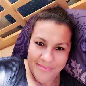 Meet your Posher, Abigail