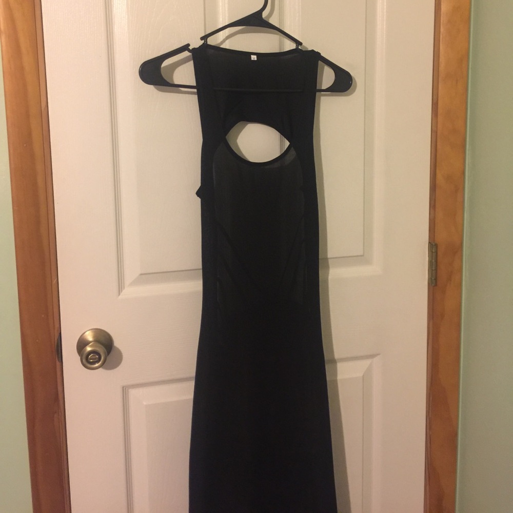 NWOT ---Maxi black dress