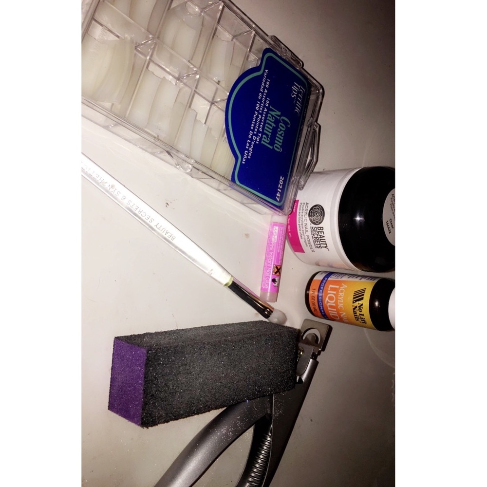 Nail acrylic supply