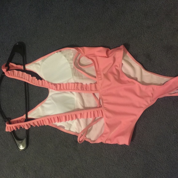 Bathing suit - Picture 2 of 2