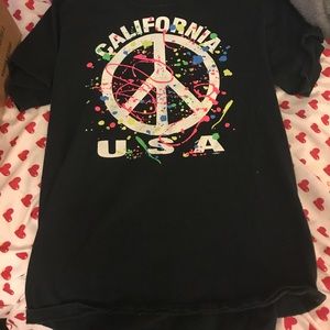 A California USA top