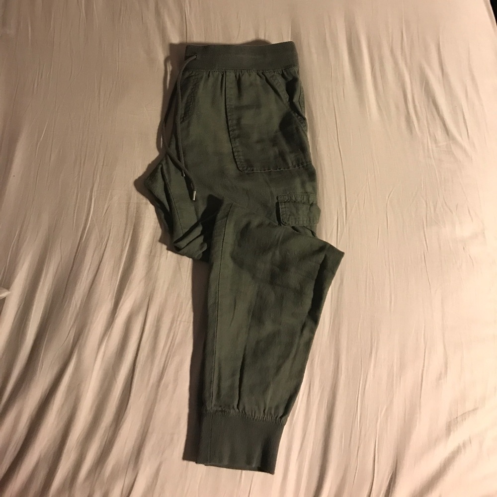 Army green cargo pants