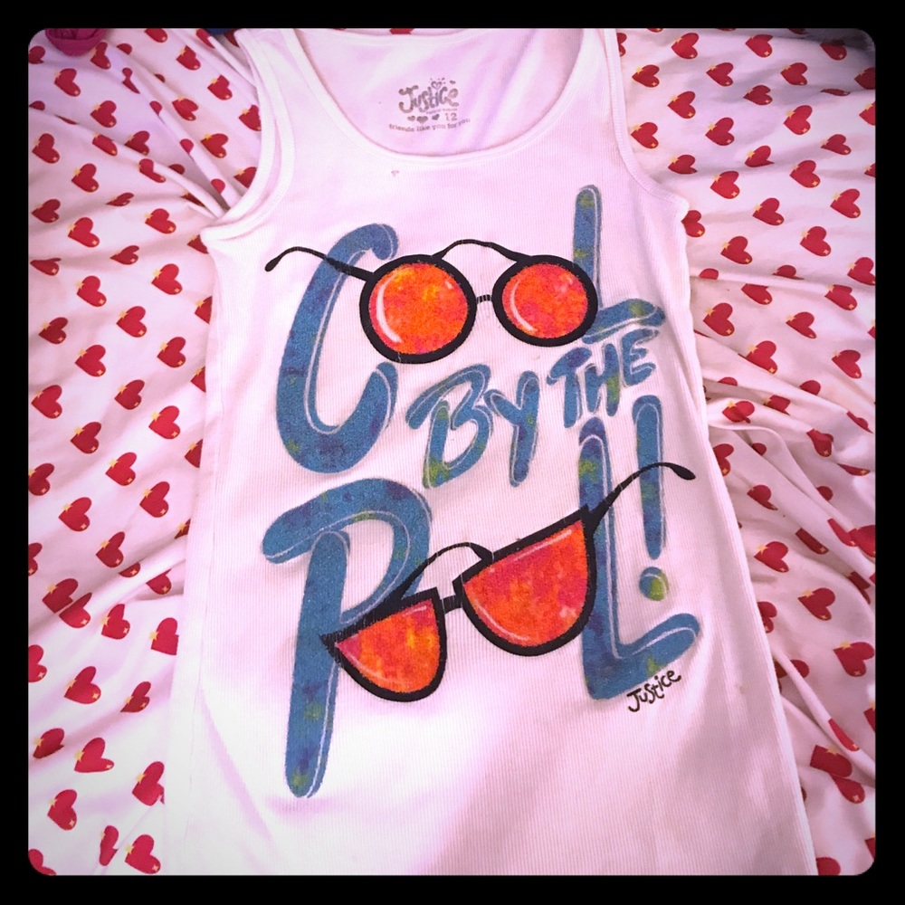 It's a tank top is said cool by the pool
