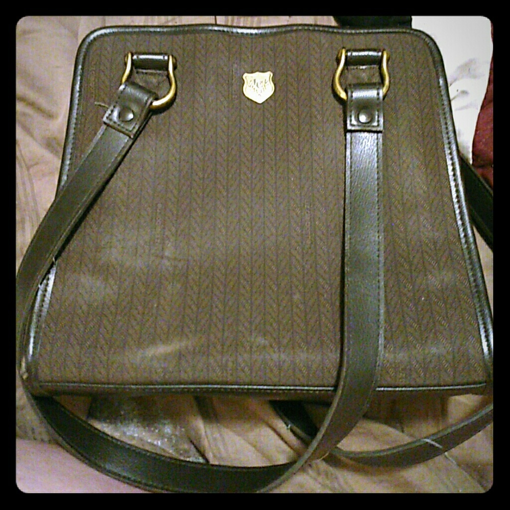 Brown Liz Claiborne purse