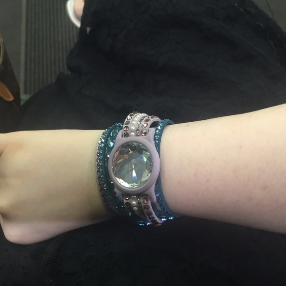 Swarovski Misfit Shine Activity Crystal & 3 bands - Picture 3 of 3