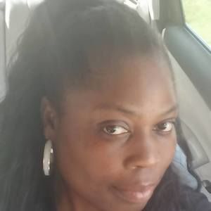 Meet your Posher, Monika