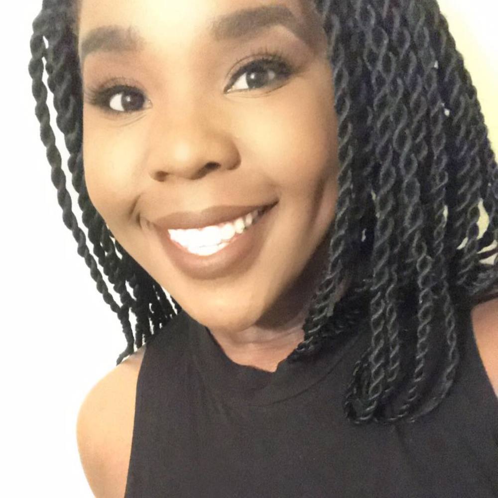 Meet your Posher, Stephanie