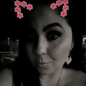 Meet your Posher, Mayra