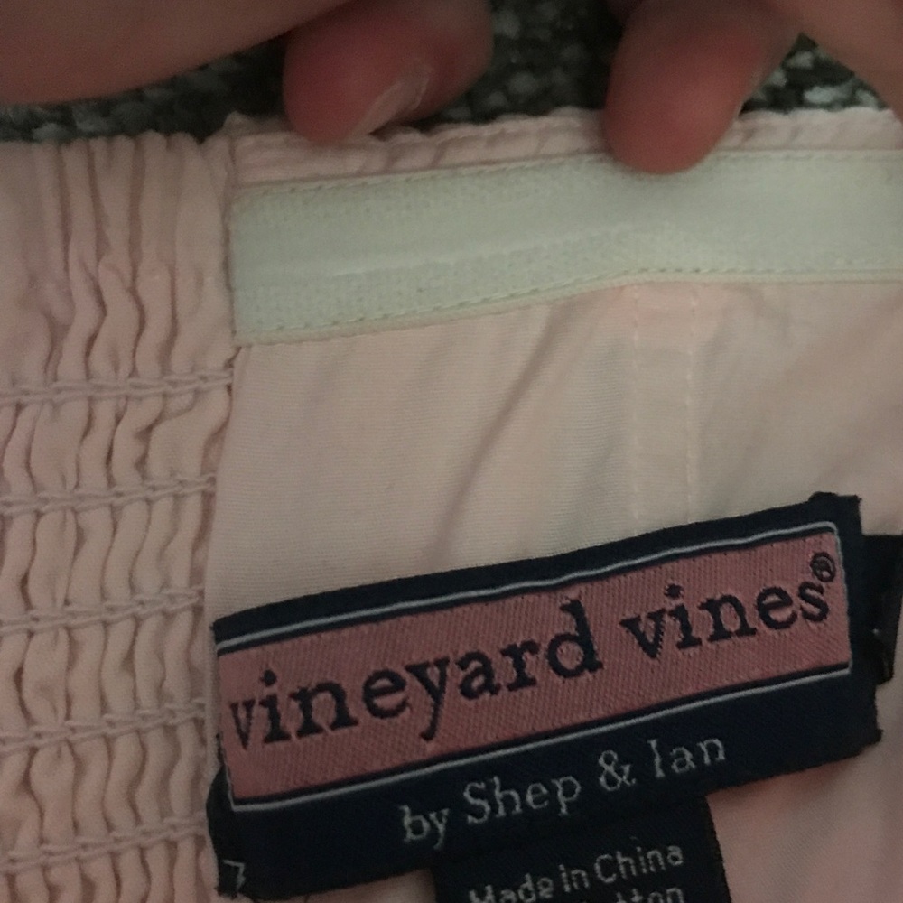Vineyard vines pink dress