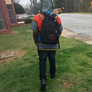 Meet your Posher, Antoine