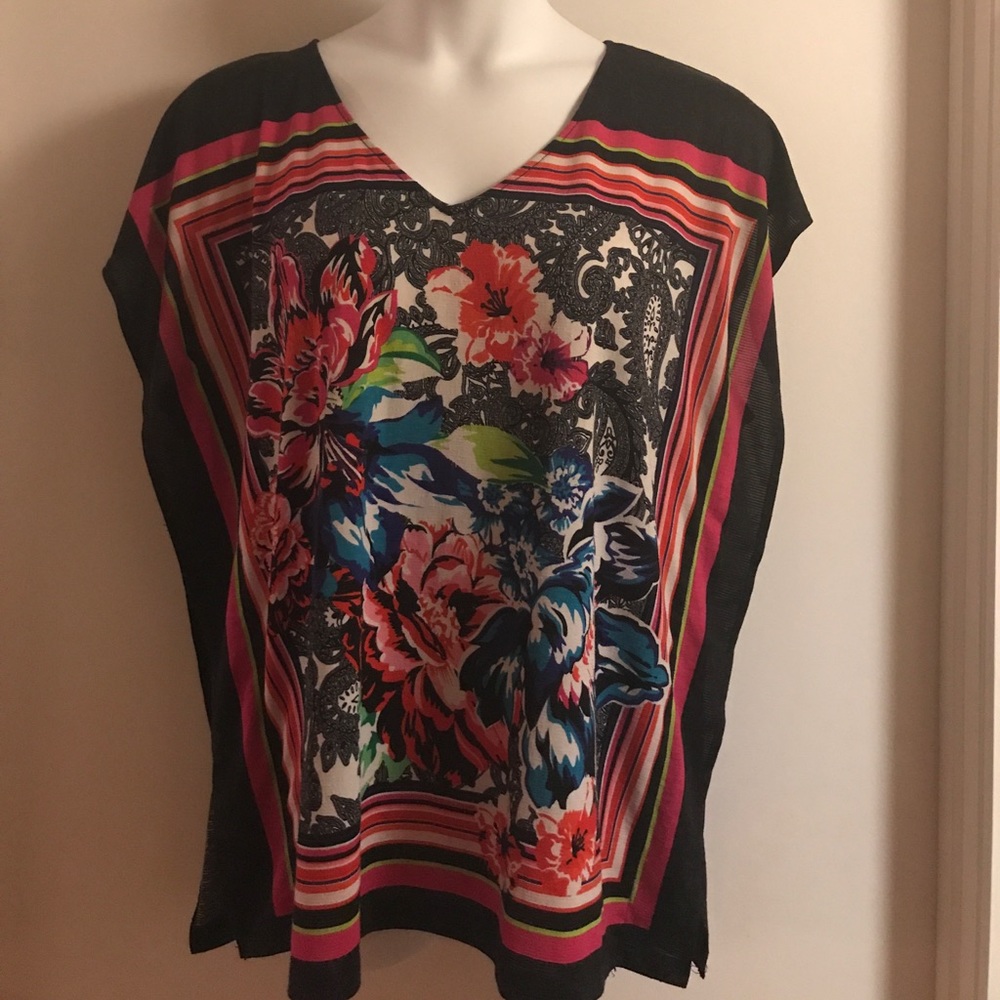 Multi-colored Rafaela top.