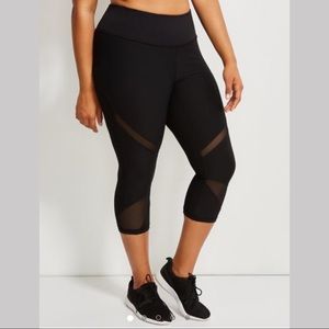 Mesh Panel Workout Capris