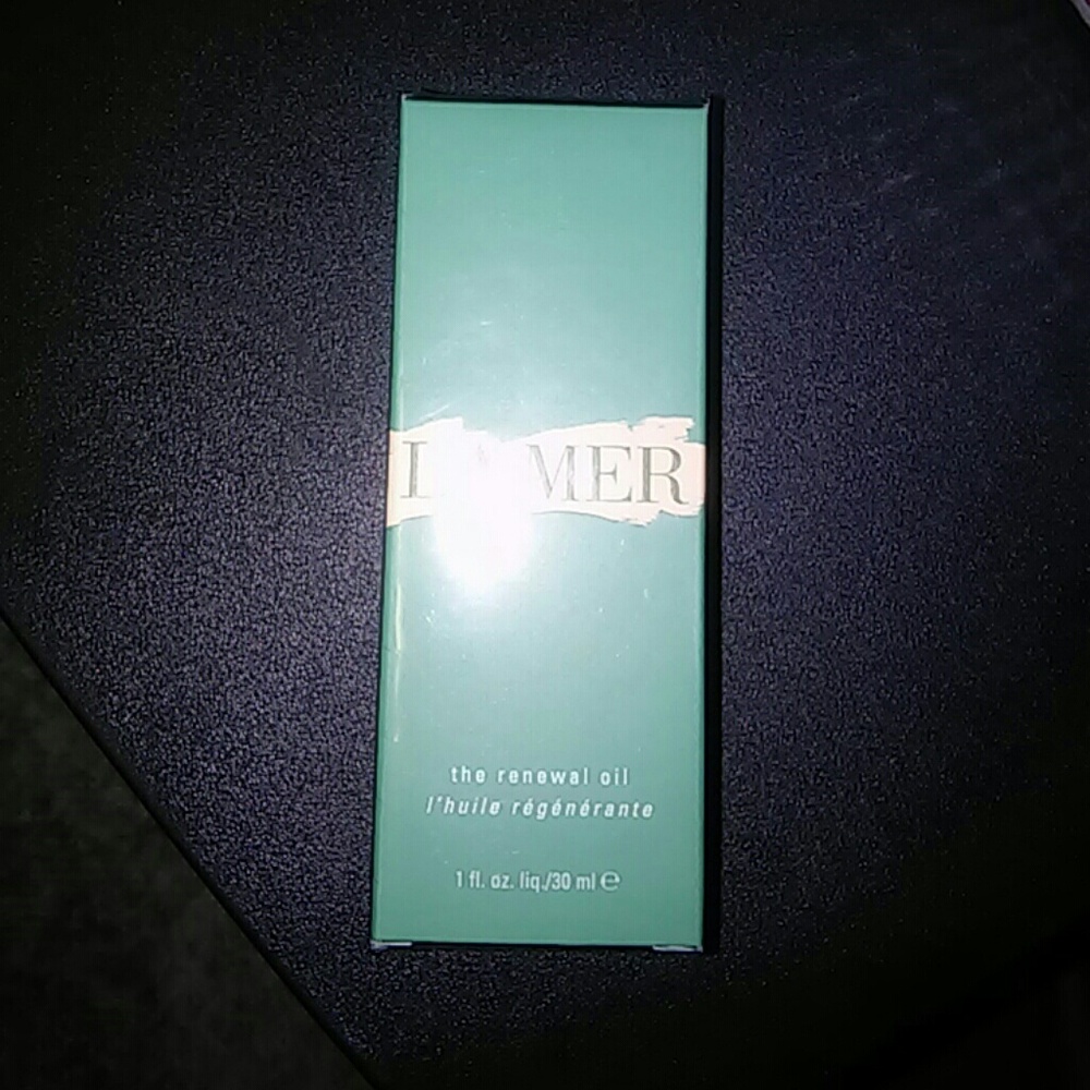 La Mer renewal oil 1oz